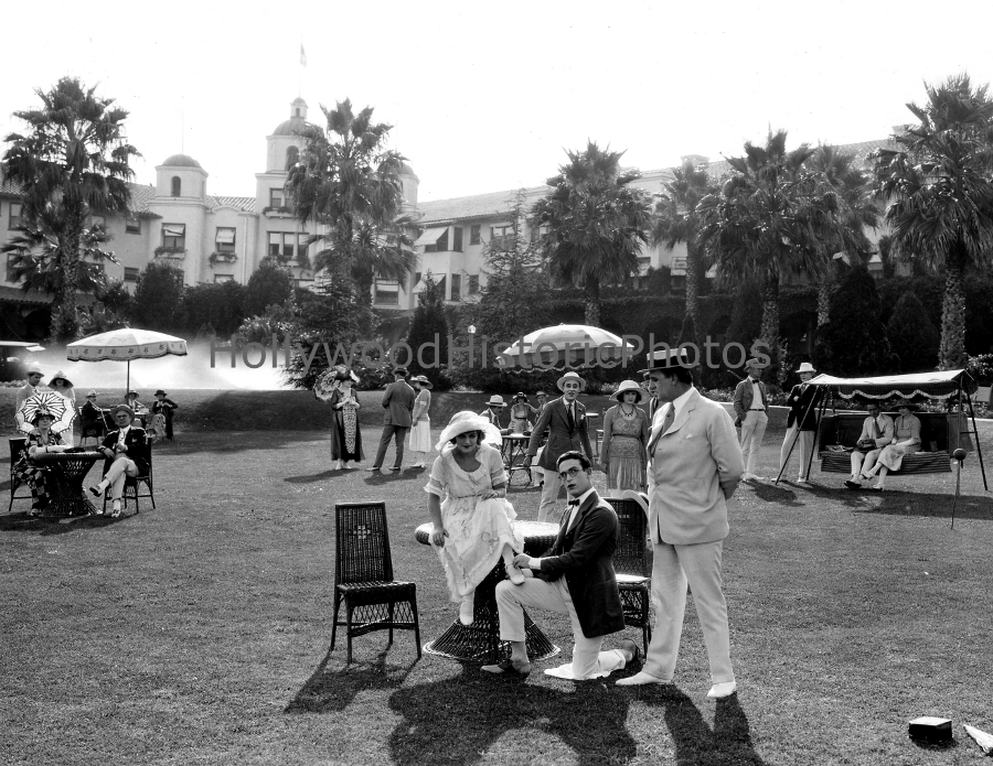 Beverly Hills Hotel 1921 Harold Lloyd WM.jpg